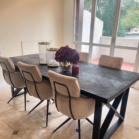 La Maison Du Luxe Ris-Orangis Экстерьер фото