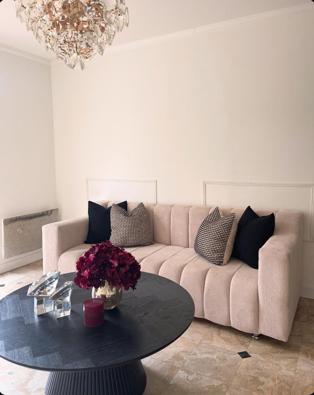 La Maison Du Luxe Ris-Orangis Экстерьер фото