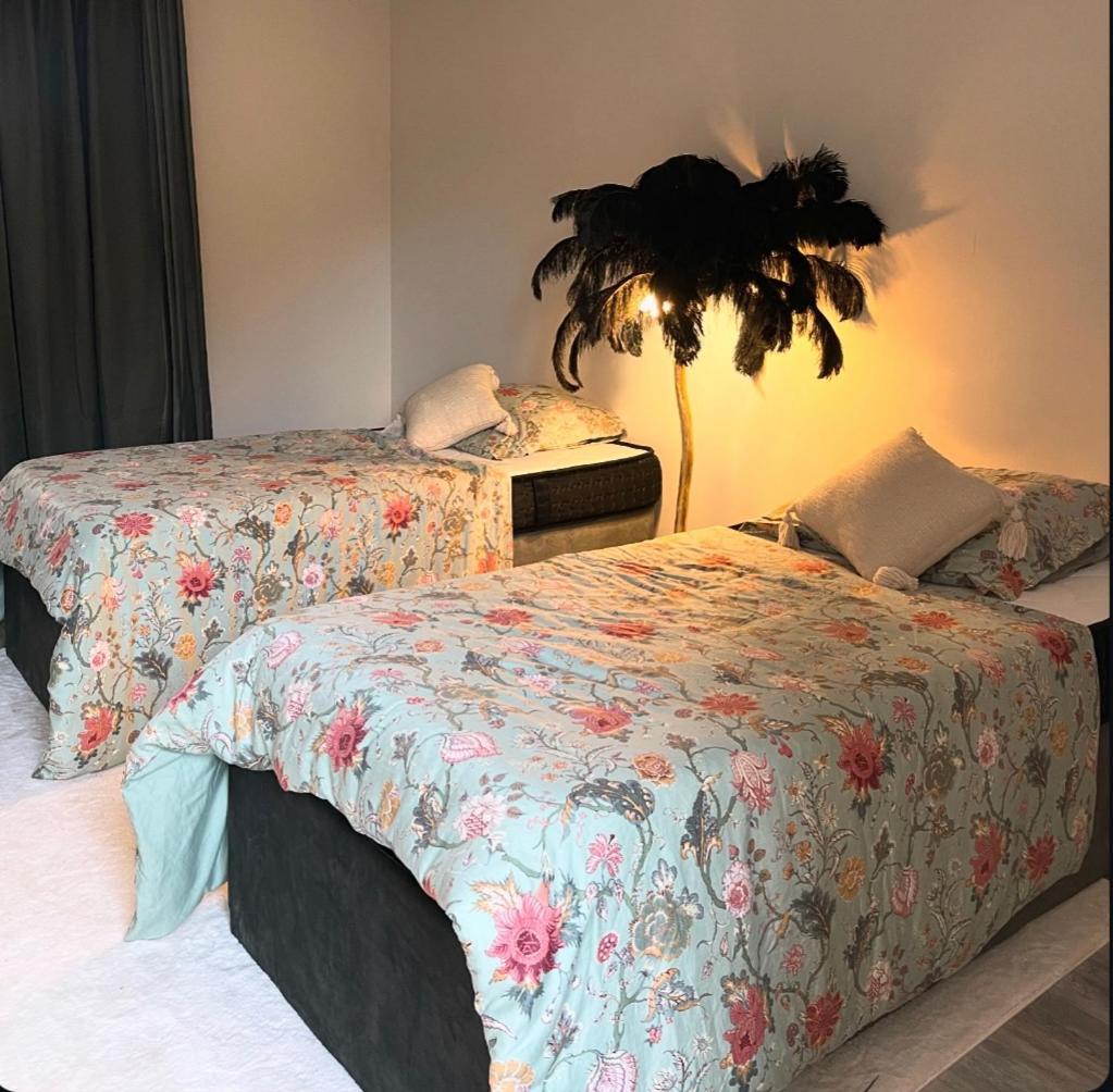 La Maison Du Luxe Ris-Orangis Экстерьер фото